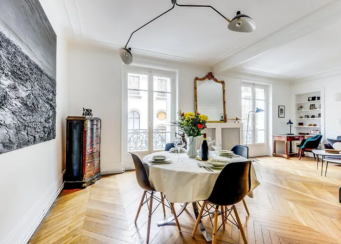 Apartment Le Penseur - Lumineux & Proche Tour Eiffel Paris